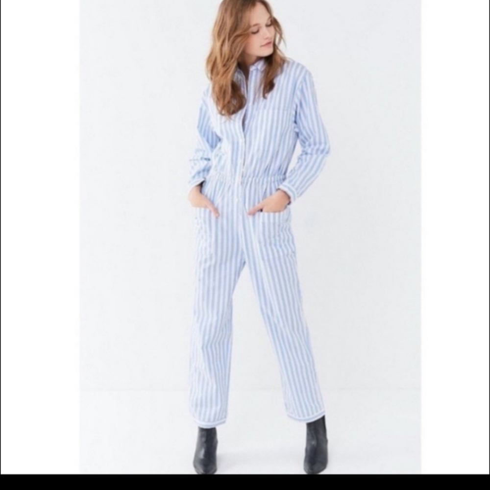 Urban outfitters jacey stripped utility jumpsuit size med
